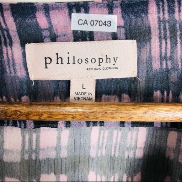 4/$45 PHILOSOPHY Navy Blue Pink Plaid Long Sleeve Button Down Sheer Top Large - Picture 4 of 7